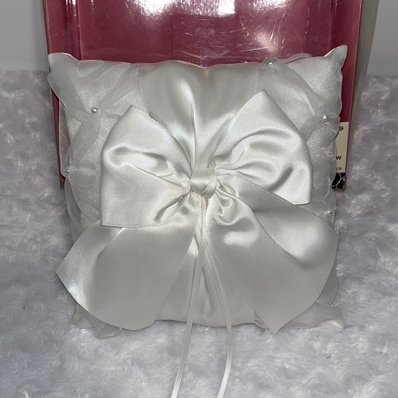 Studio His & Hers Wedding Ring Pillow - Picture 1 of 6
